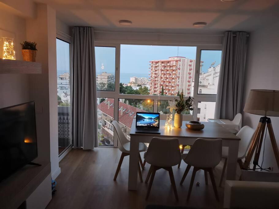 Beautiful Sea Views Cozy Apartment 350 M From Beach Бенальмадена Экстерьер фото