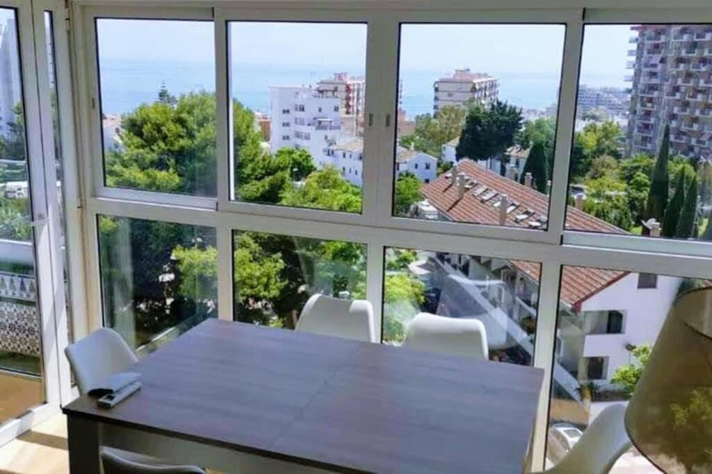 Beautiful Sea Views Cozy Apartment 350 M From Beach Бенальмадена Экстерьер фото